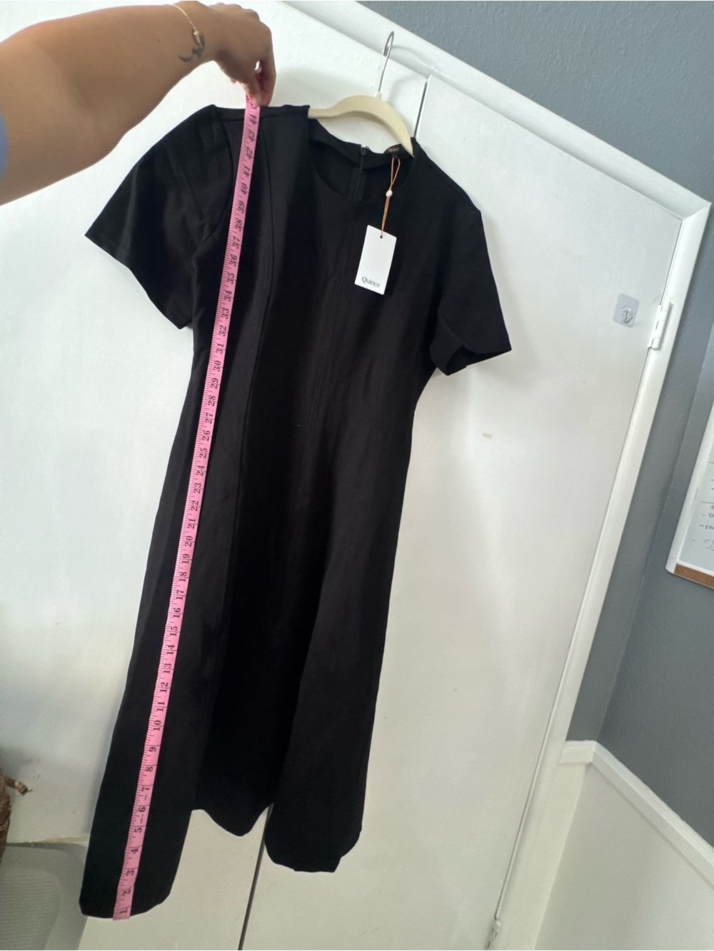 Quince Ultra-Stretch Ponte Short Sleeve Midi Dress Black Large - Picture 5 of 7
